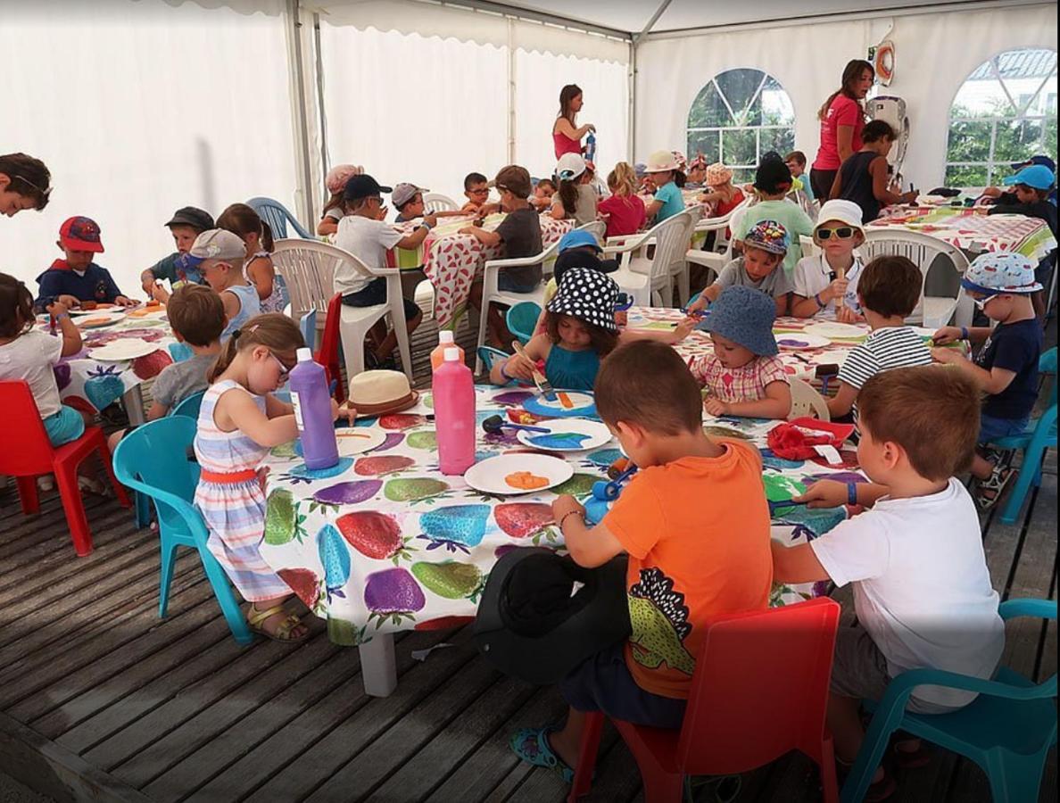 Mobil Home Excellence 6 Personnes Au Camping Mer Et Soleil, Saint George D'Oleron Les Sables Vignier Exterior foto